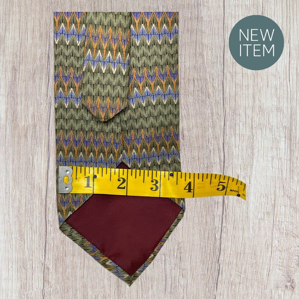 Croft & Barrow Zigzag Pattern Silk Tie - Green Yellow & Blue - Picture 5 of 12